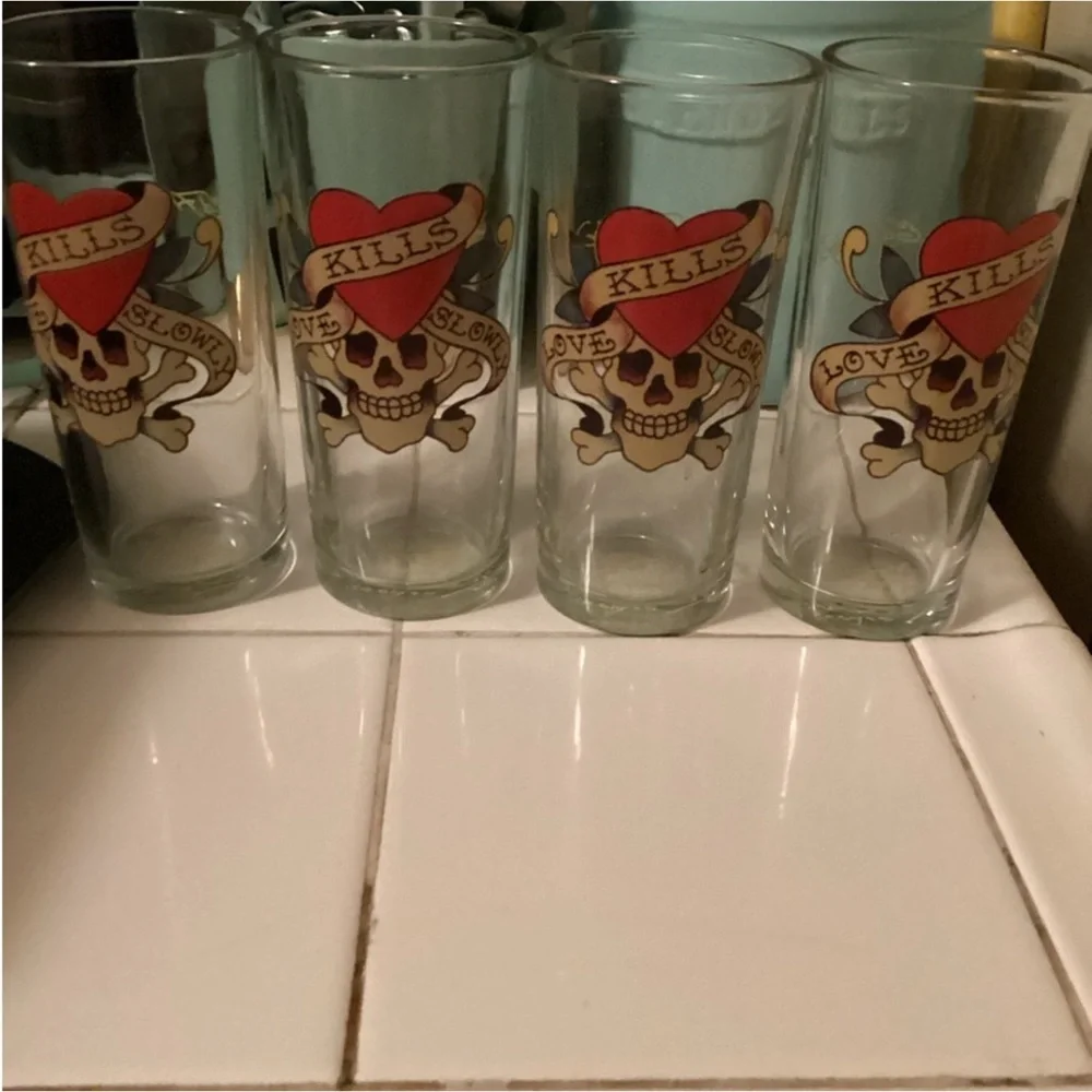 Ed Hardy Set of Drinking Glasses